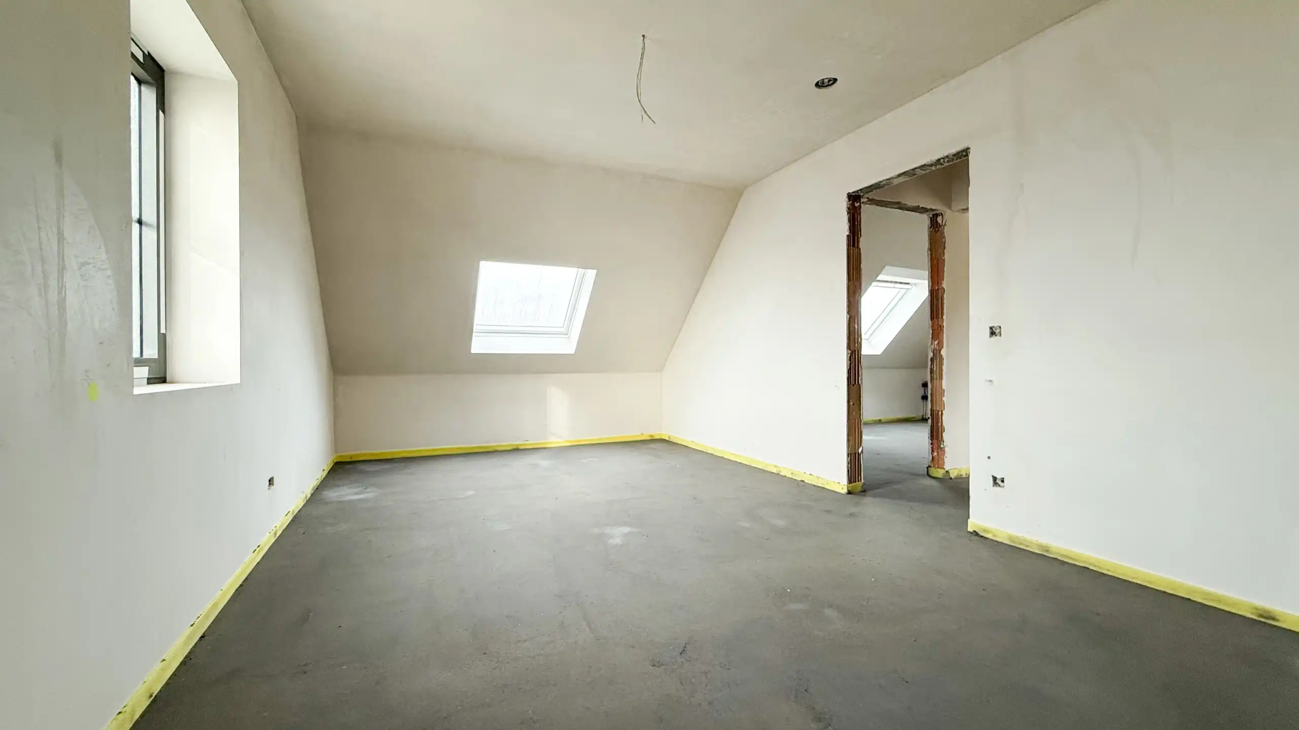 Duplex appartement casco+ afgewerkt met 2 slpks en terras! foto 13