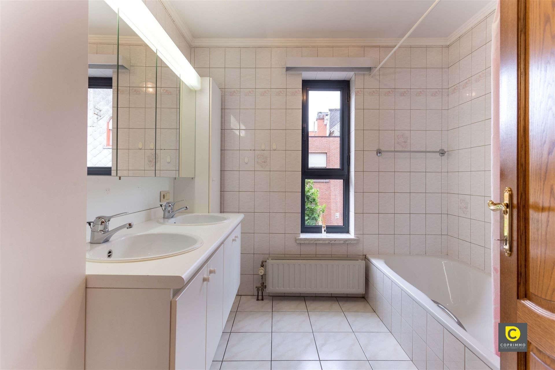 Appartement met 2 slk + T foto 9