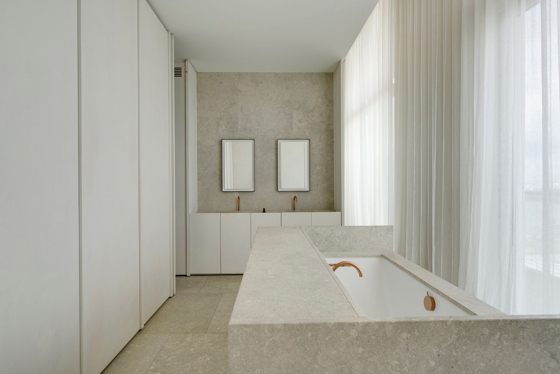 Panoramische penthouse met tijdloze elegantie foto 9