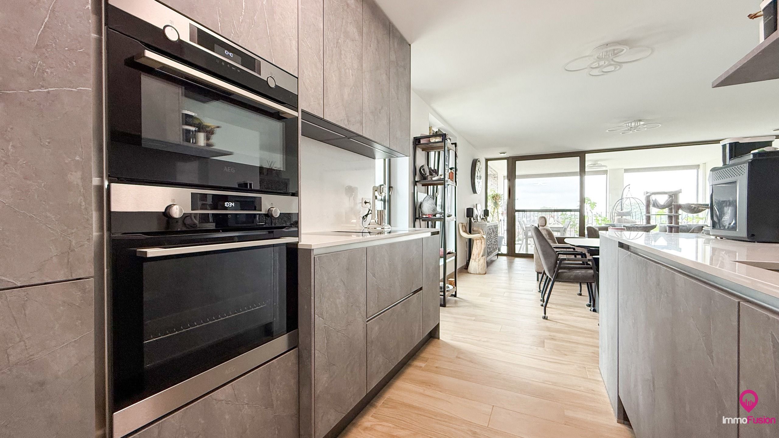 Luxueus nieuw appartement van 107m² met panoramisch terras!  foto 14