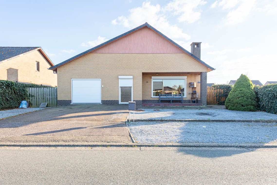 Woning met 3 slaapkamers op mooie locatie, 6are 23ca, dicht aan natuur, centrum en station foto 10