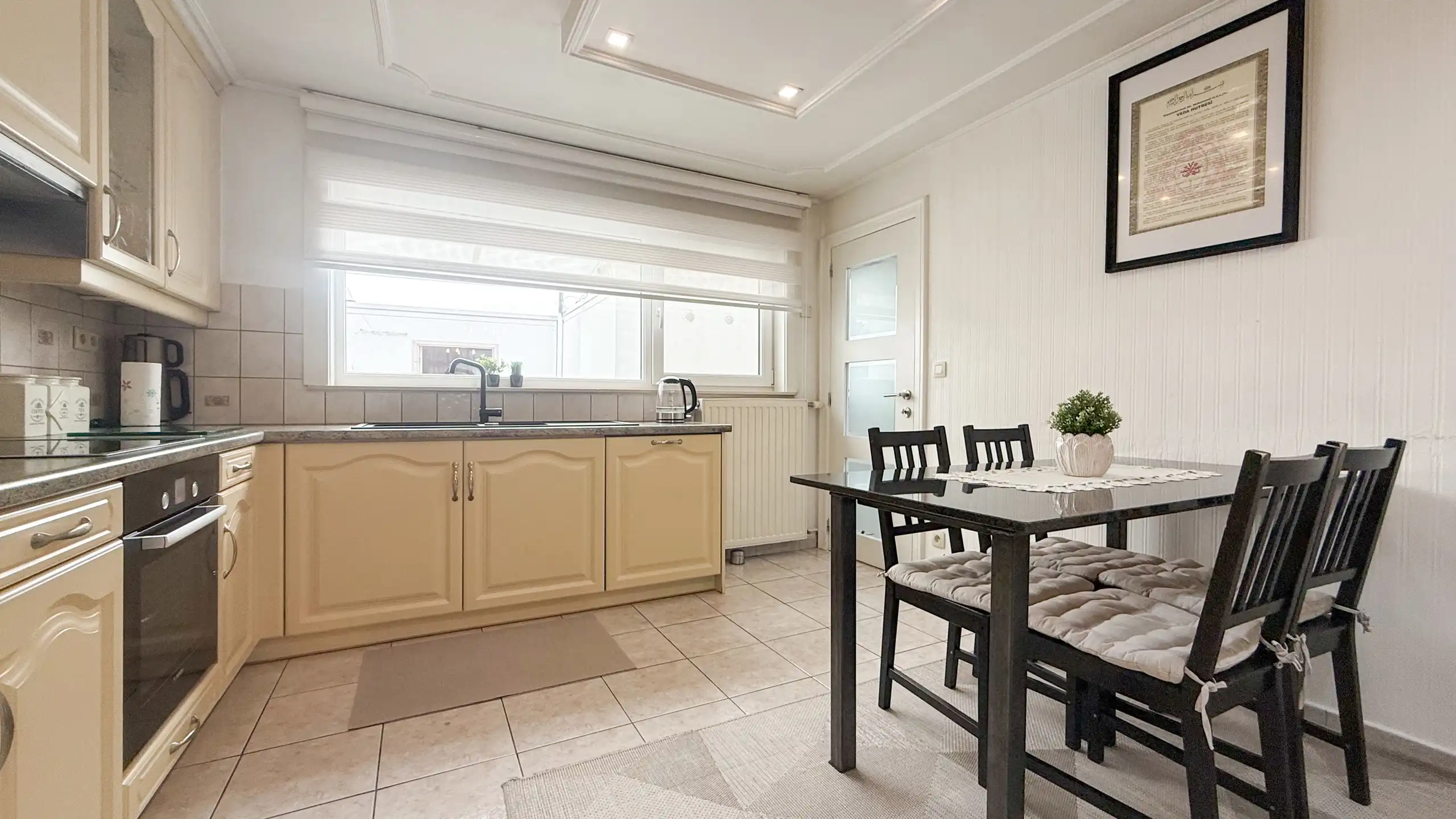 Charmante woning met 4 slpks in het hartje van Heusden! foto 12
