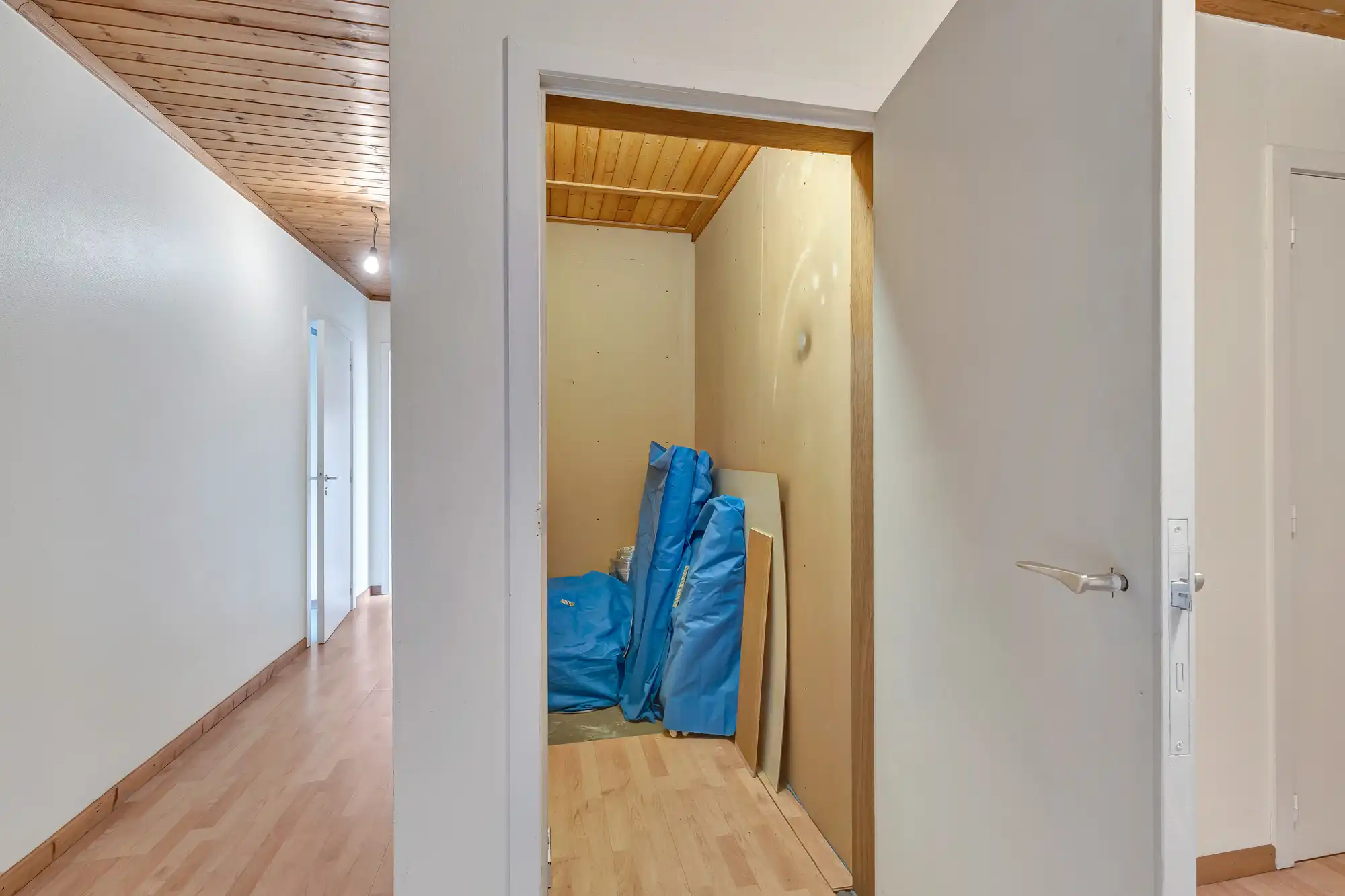Ruime instapklare woning in Machelen aan de Leie foto 17