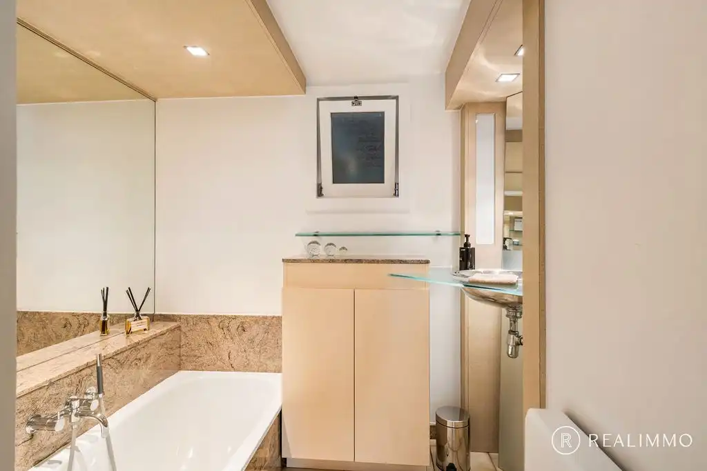 Leuke alleenstaande woning op 1410m² foto 14