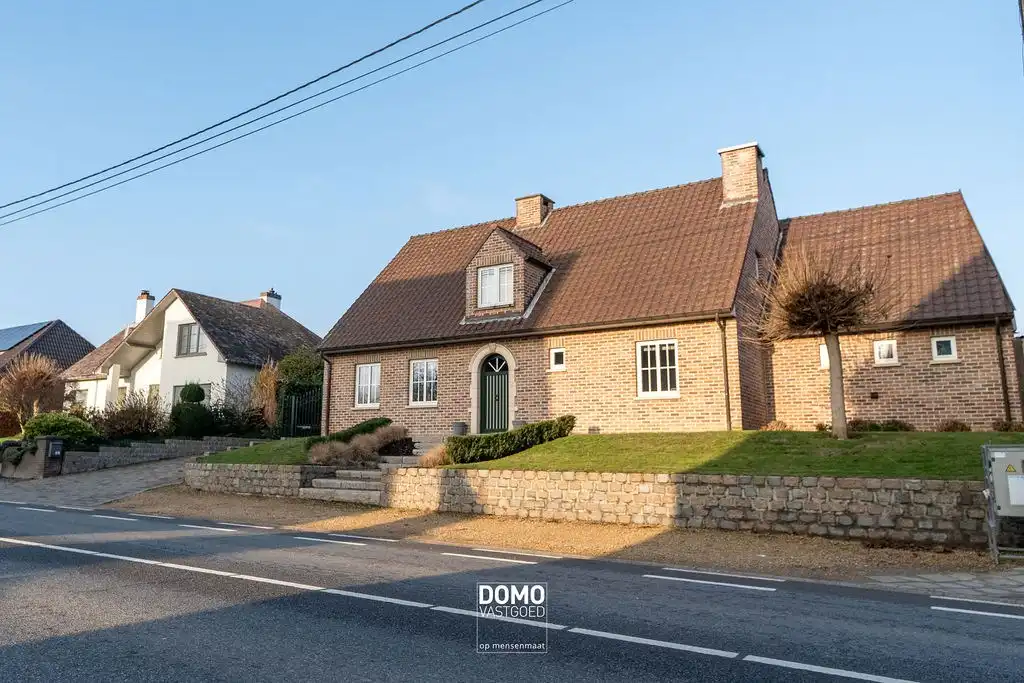 WARME GEZINSWONING VAN 262 M² MET PRACHTIGE TUIN IN HARTJE KORTESSEM  foto 32