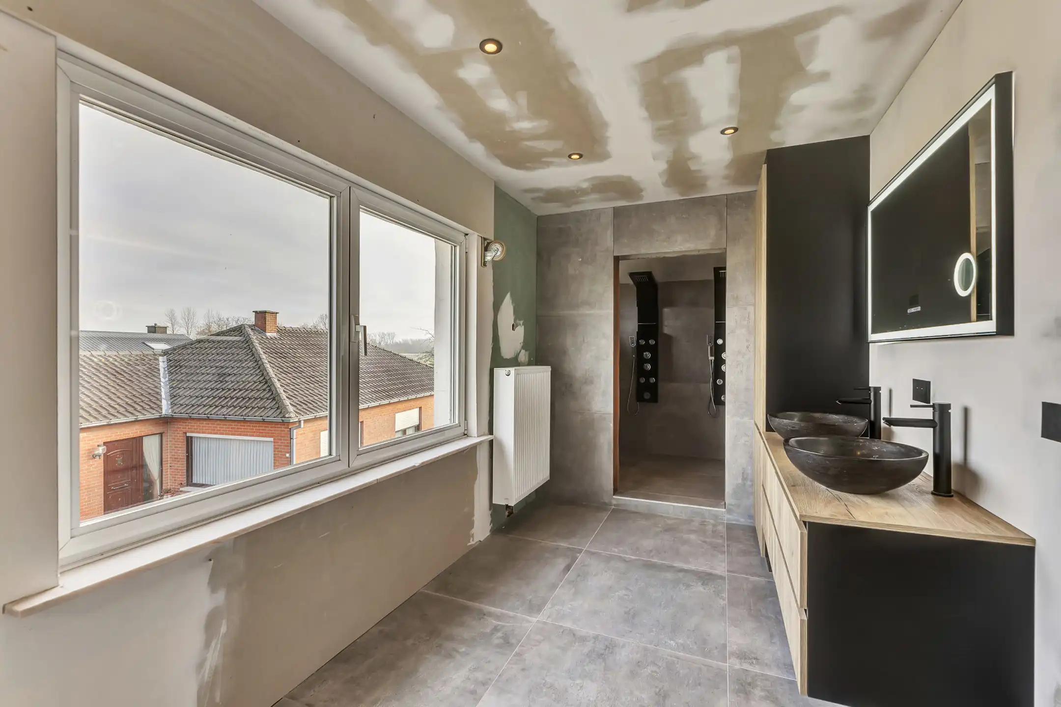 Charmante halfopen woning met zonnepanelen in Deftinge foto 19