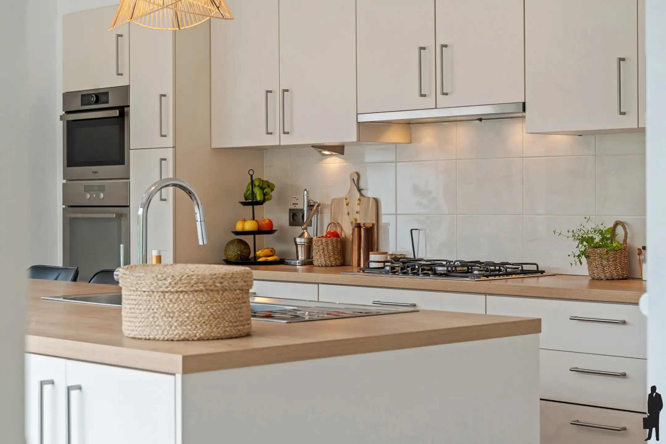 Ruime instapklare woning met garage en open zicht op 1849m². foto 7