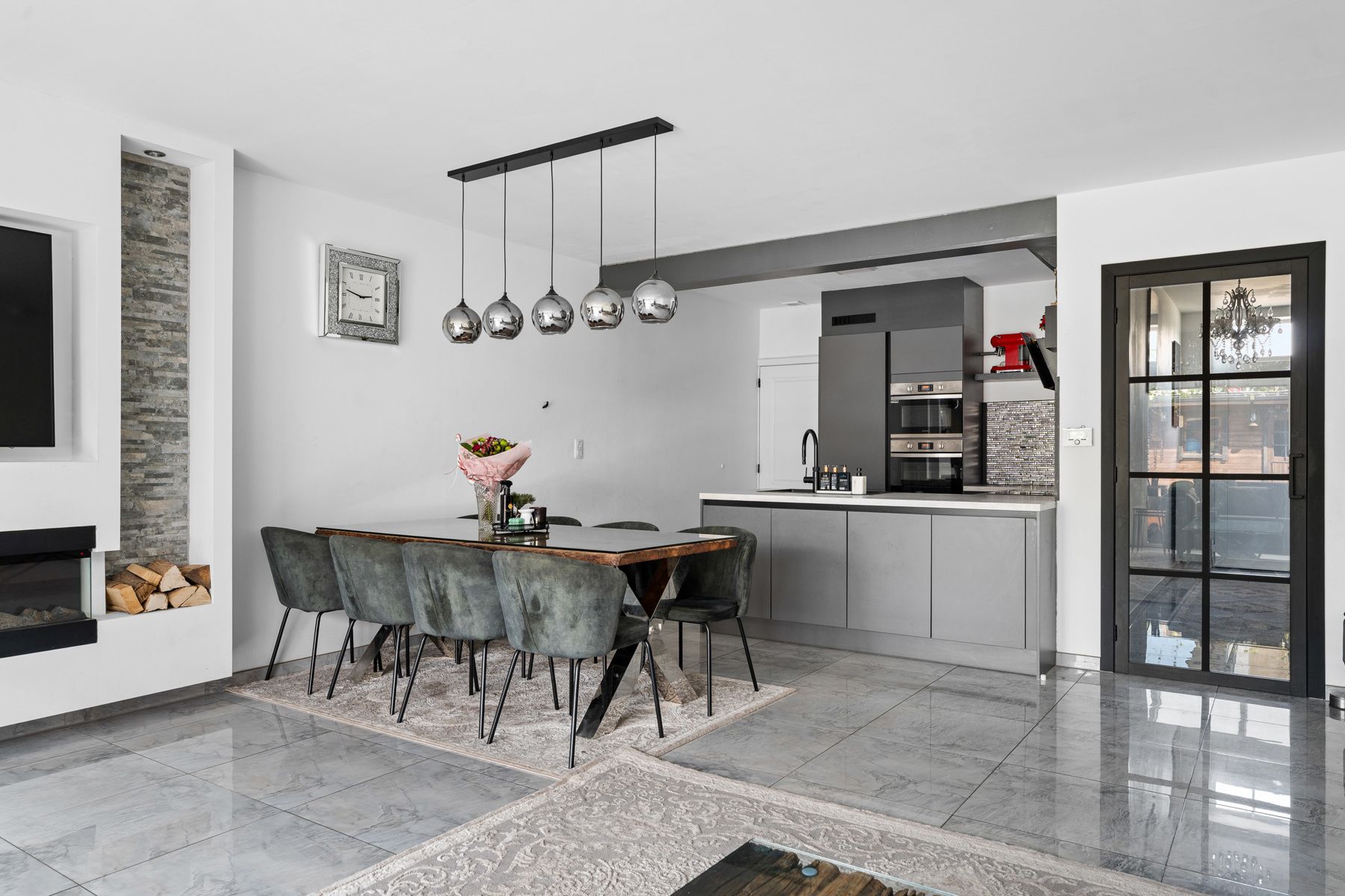 Energiezuinige instapklare gezinswoning met 4 slaapkamers foto 3