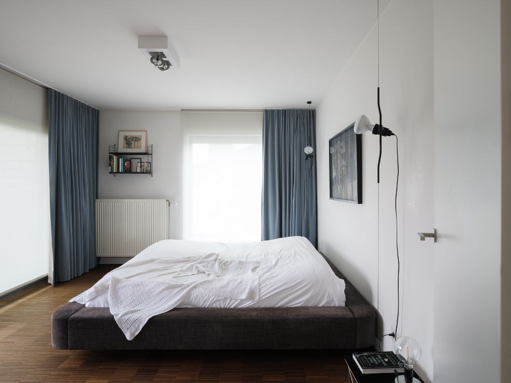Kwalitatieve design bel-étage met 3 slaapkamers (mogelijkheid tot 5), bureauruimte en goed georiënteerde tuin te Sint-Amandsberg. foto 19