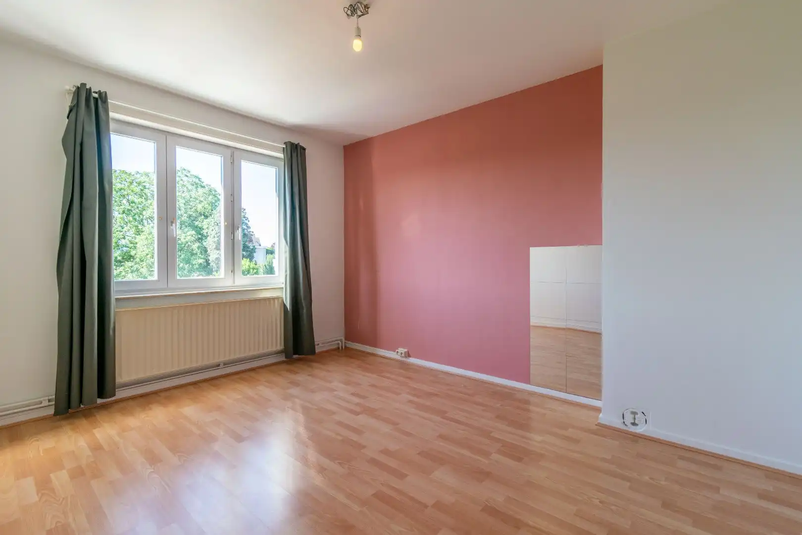 LICHTRIJKE FAMILIEWONING OP TOPLIGGING ! foto 14