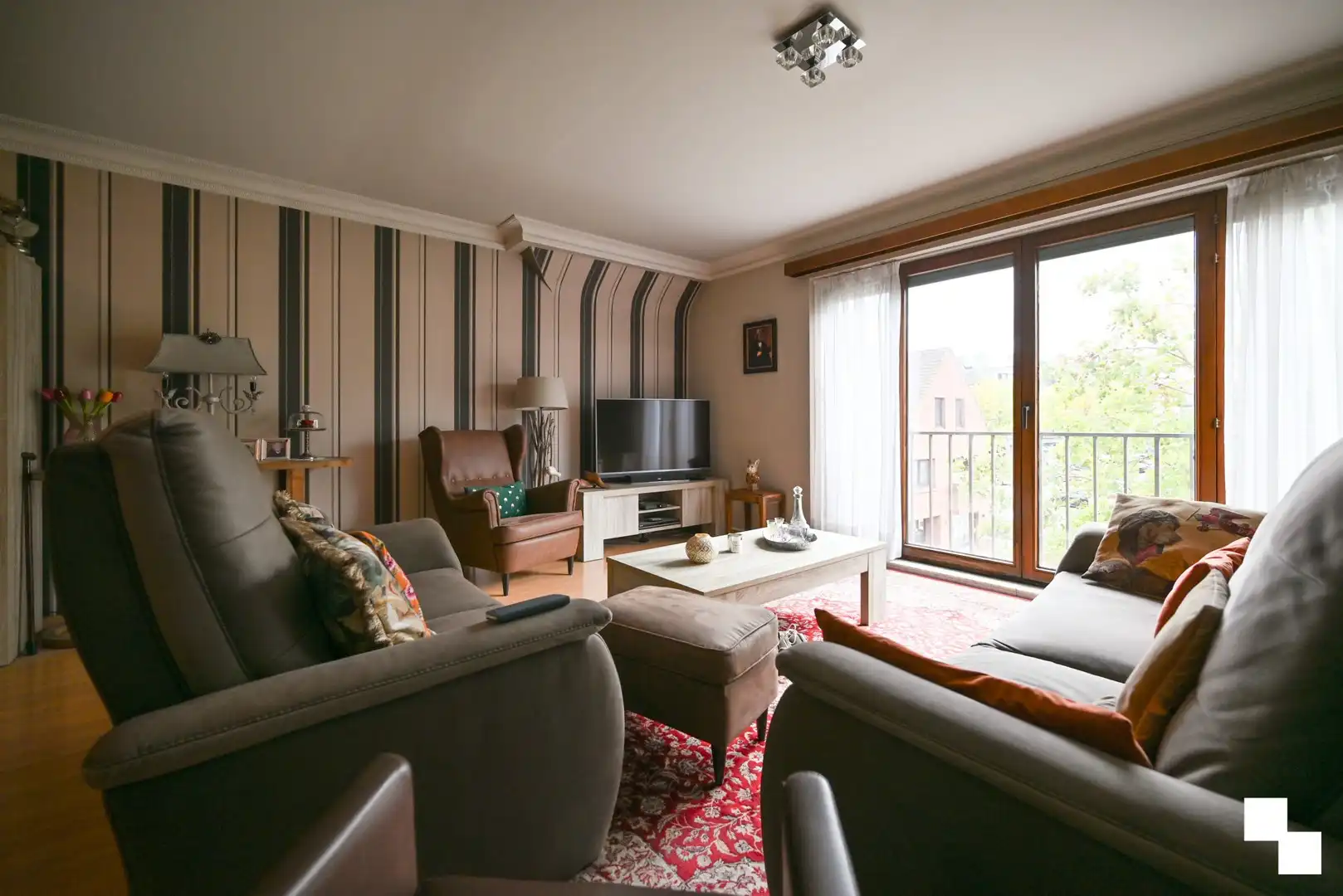 Zeer ruim appartement nabij de Grote Markt van Izegem foto 10