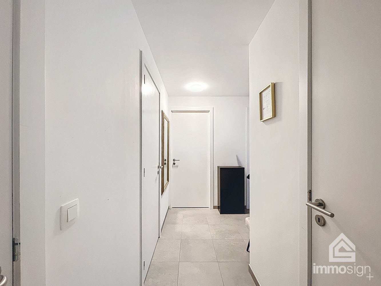 Modern en energiezuinig appartement met 2 slaapkamers en een terras van 15 m² in het geliefde Sint-Michielspark te Bree! foto 11