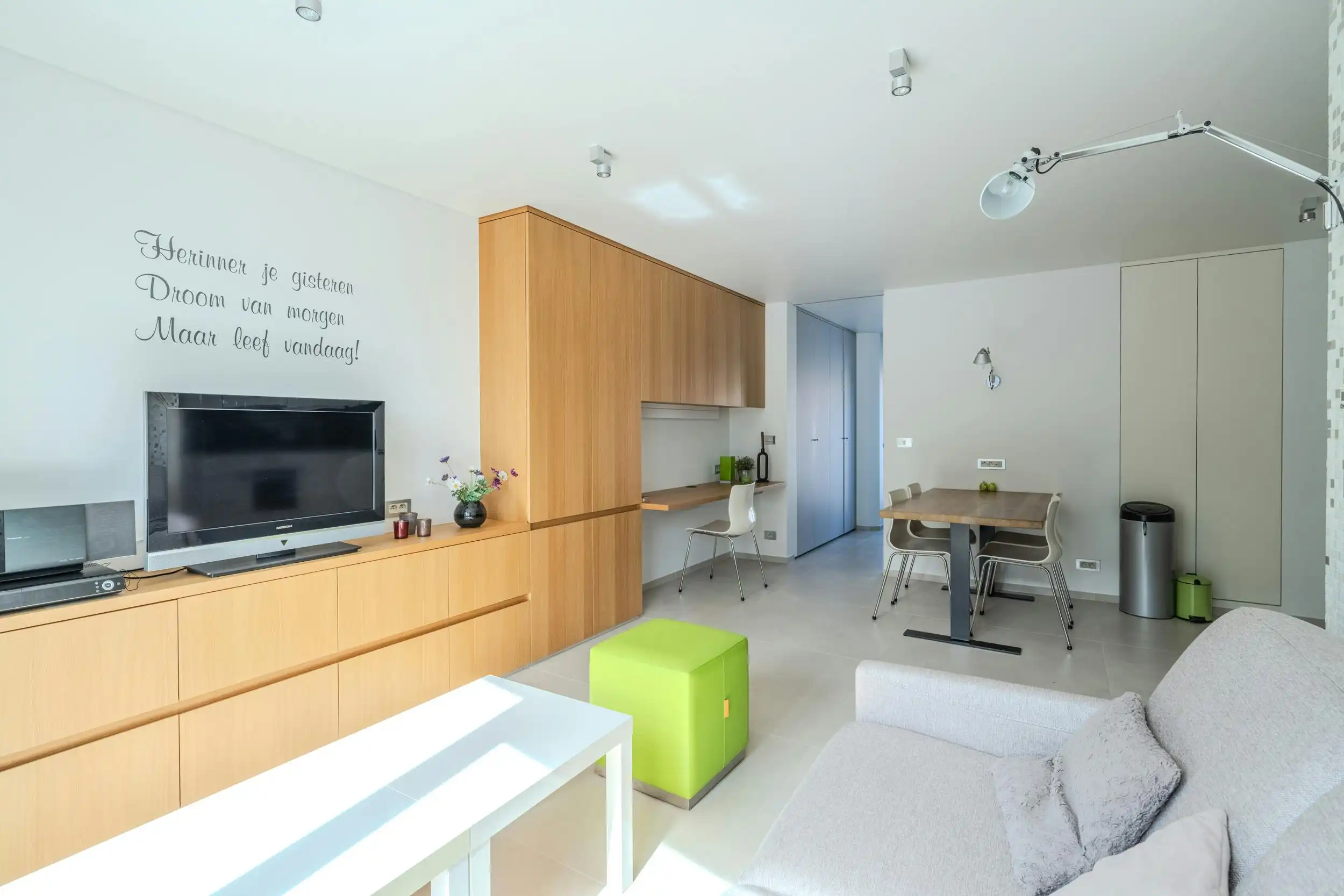 Schitterend 1 slaapkamerappartement te Oostende foto 9