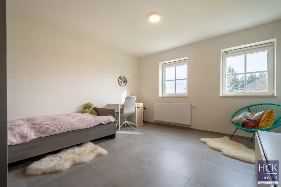 KRUISHOUTEM - Rustig gelegen ruime woning met groenzicht! foto 14