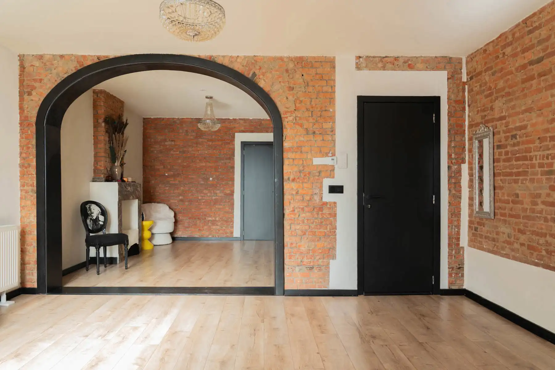 Instapklaar 1-slaapkamerappartement met terras in Deurne foto {{pictureIndex}}
