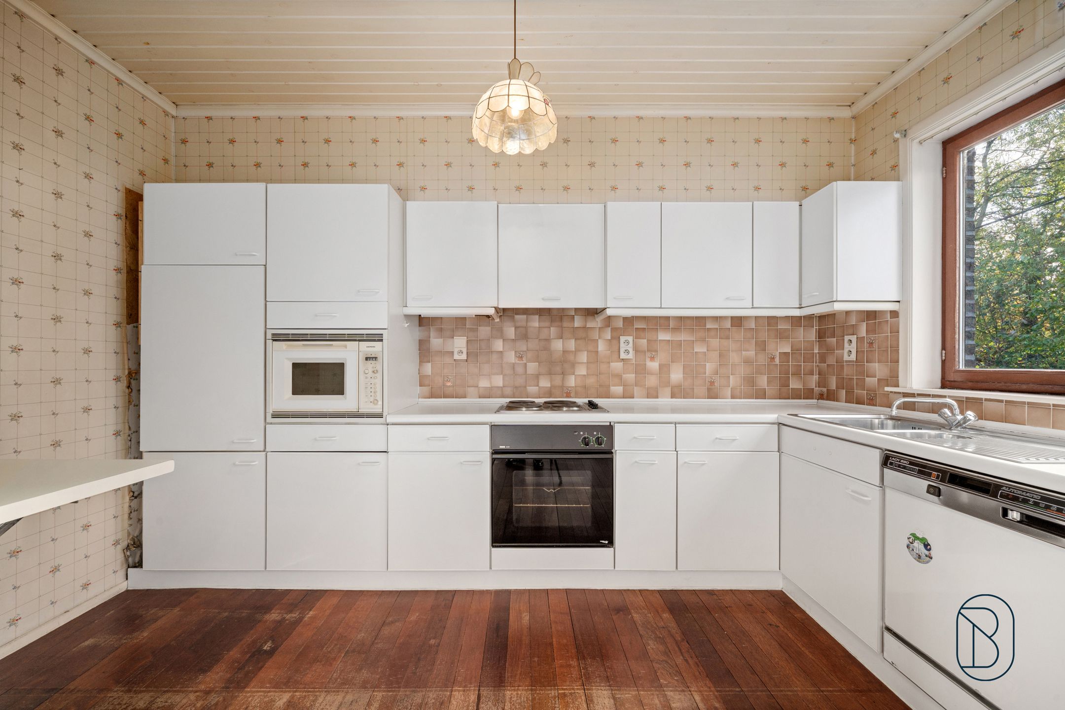 Toffe halfopen bel-étage woning met 3 SLK! foto 7