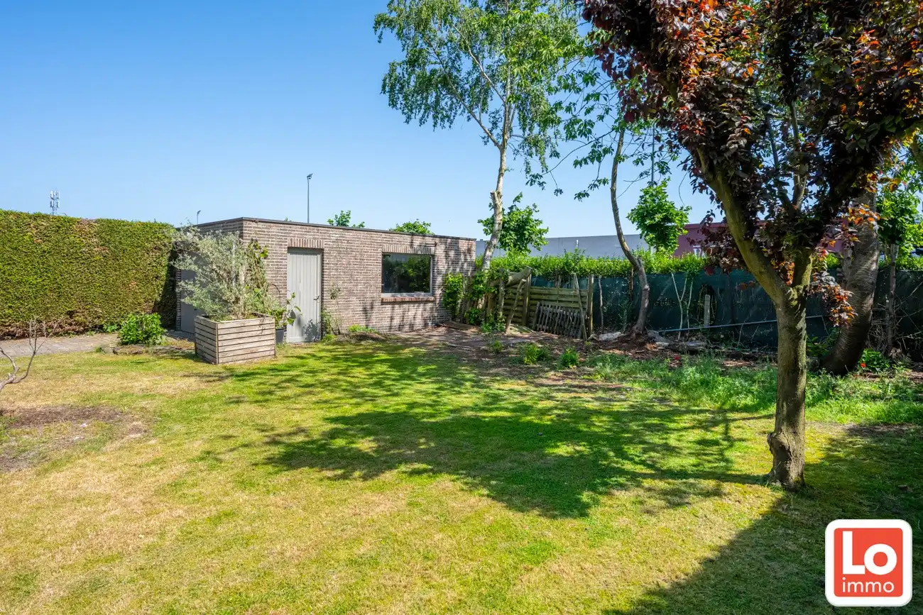 Charmante woning met zuid gerichte tuin in rustige buurt van Lochristi foto 15