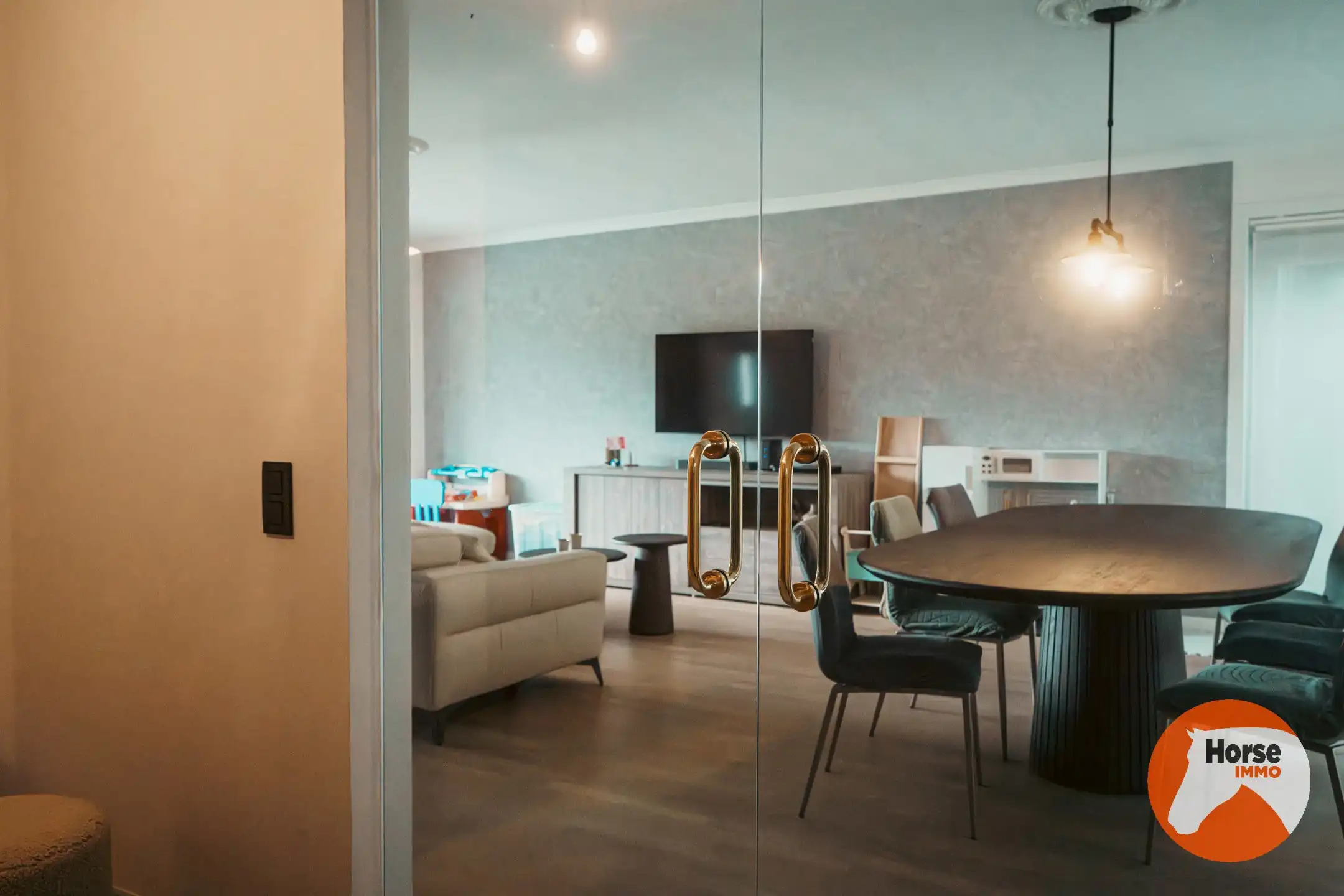 VRASENE - Recent gerenoveerde woning met paardenstallen  foto 4