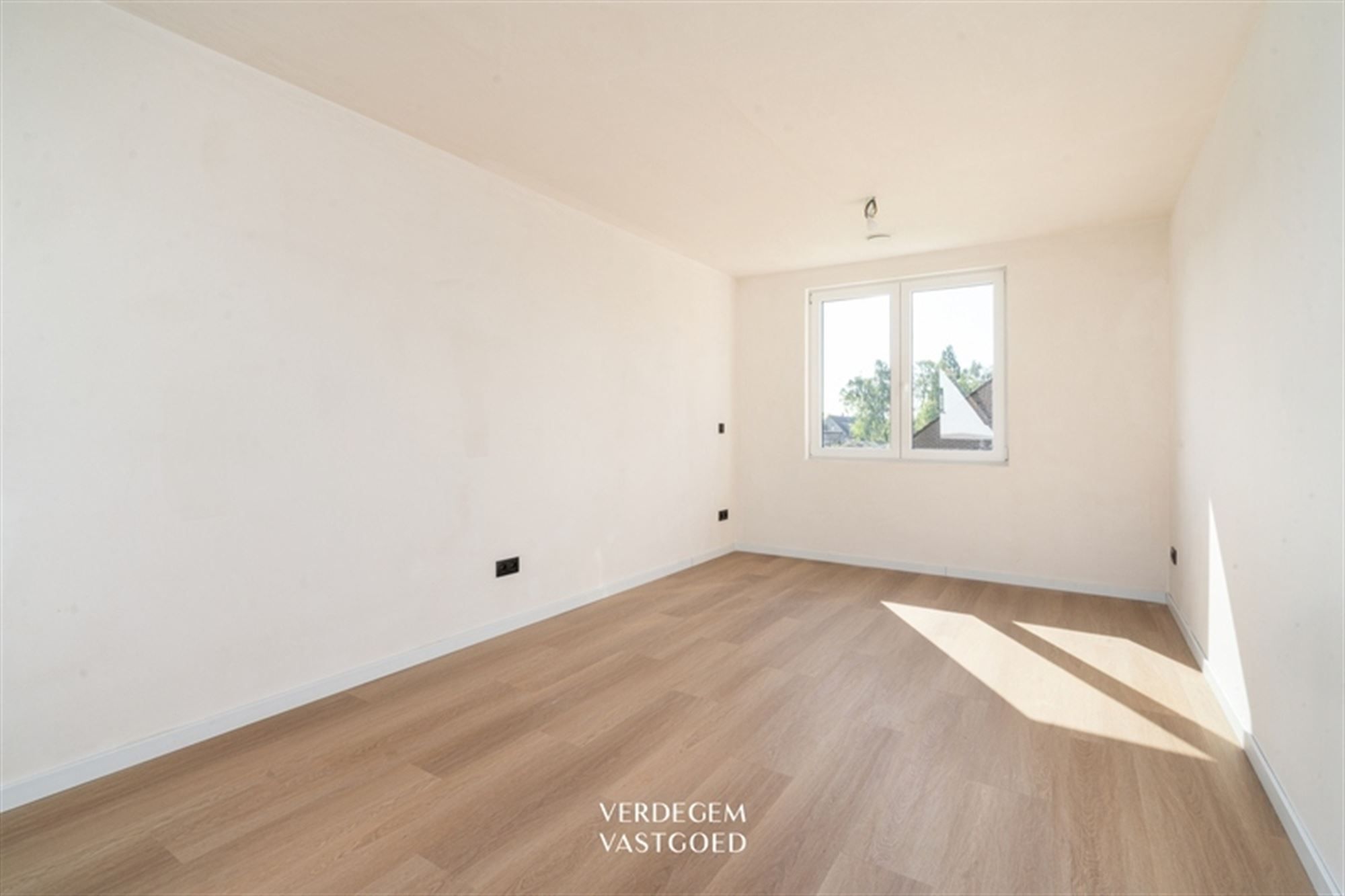 Prachtige nieuwbouwwoning met 4 slaapkamers en zuid tuin foto 7