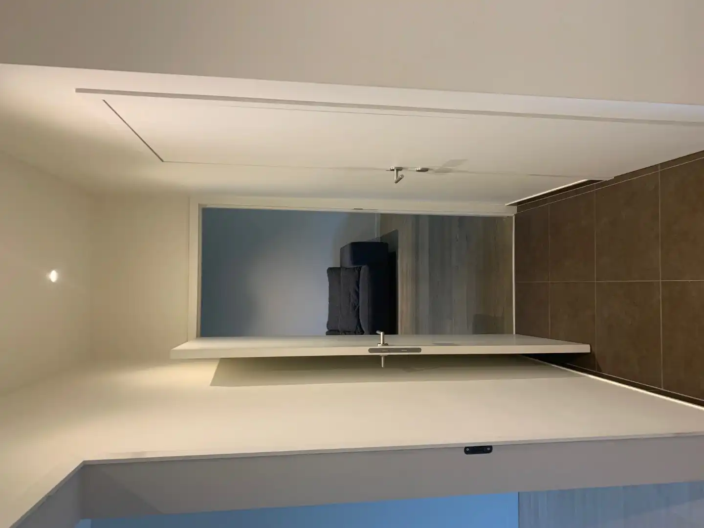 Ongemeubeld tweeslaapkamerappartement met berging én garagebox - prachtige ligging in Stil Ende Brugge foto 15
