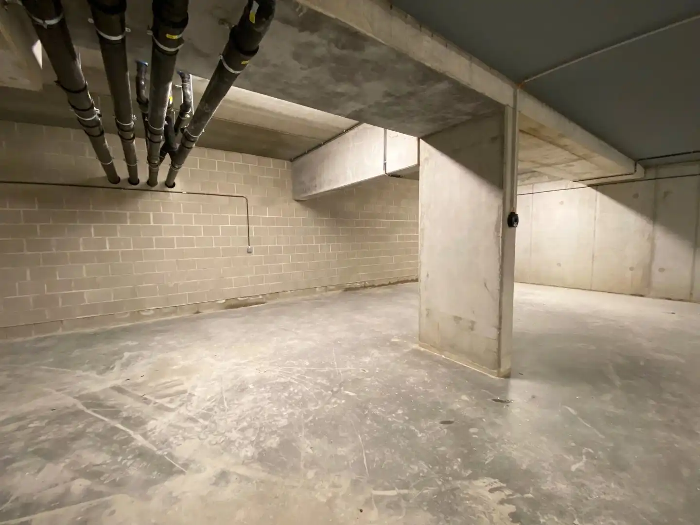 KWALITATIEF EN ENERGIEZUINIG NIEUWBOUWAPPARTEMENT MET 1 SLAAPKAMER EN AUTOSTAANPLAATS foto 8