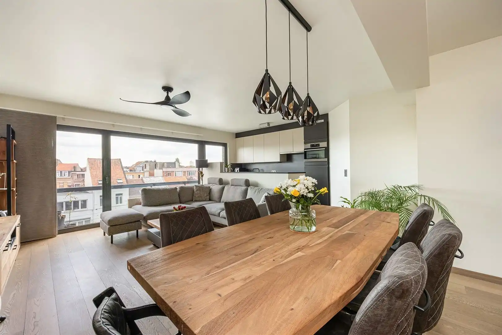 Lichtrijk en energiezuinig appartement met EPC A en ondergrondse autostaanplaats foto 4