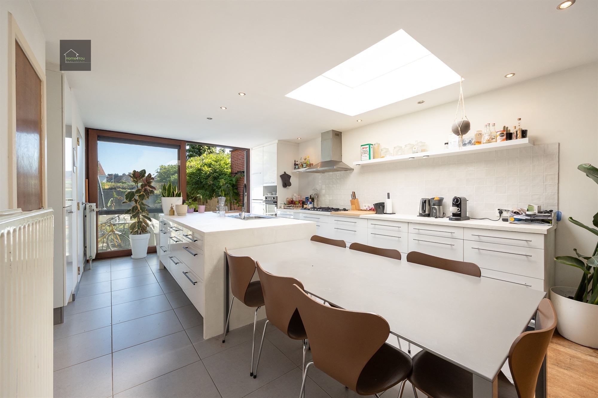 Gerenoveerde woning met 2 slaapkamers te koop! foto 3