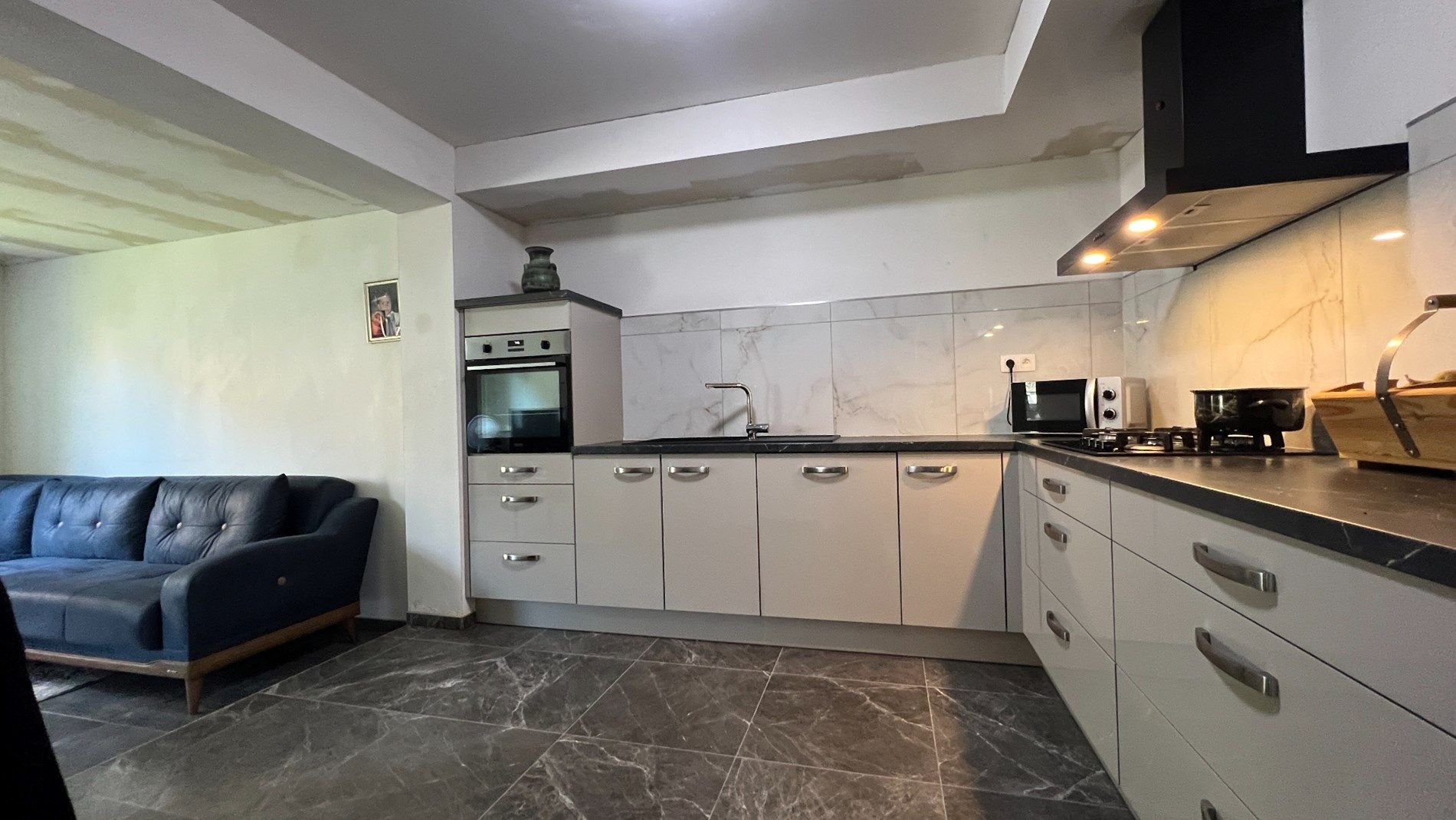 Gerenoveerde woning in Lanklaar, Dilsen-Stokkem foto 7