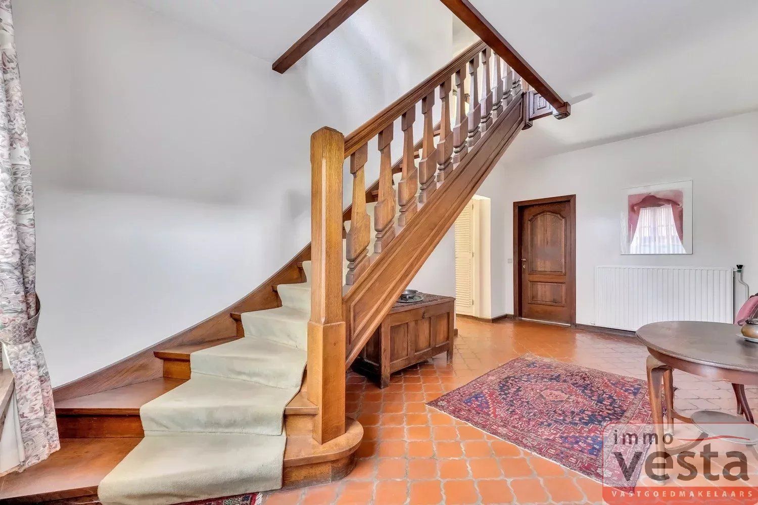 Ruime, statige villa met praktijkruimte foto 4
