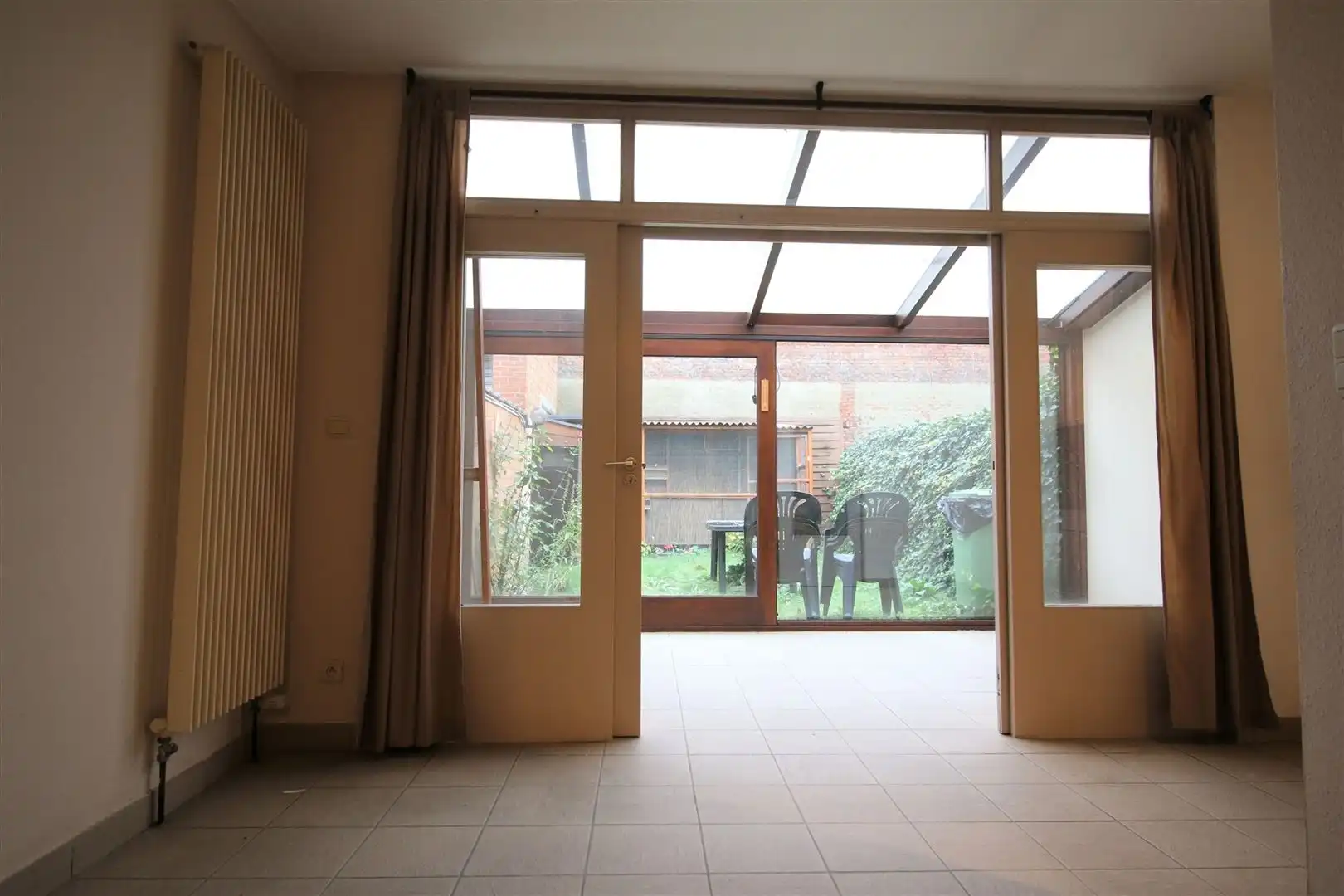 Gelijkvloersappartement met 1 slaapkamer en tuin in centrum Merksem foto 5