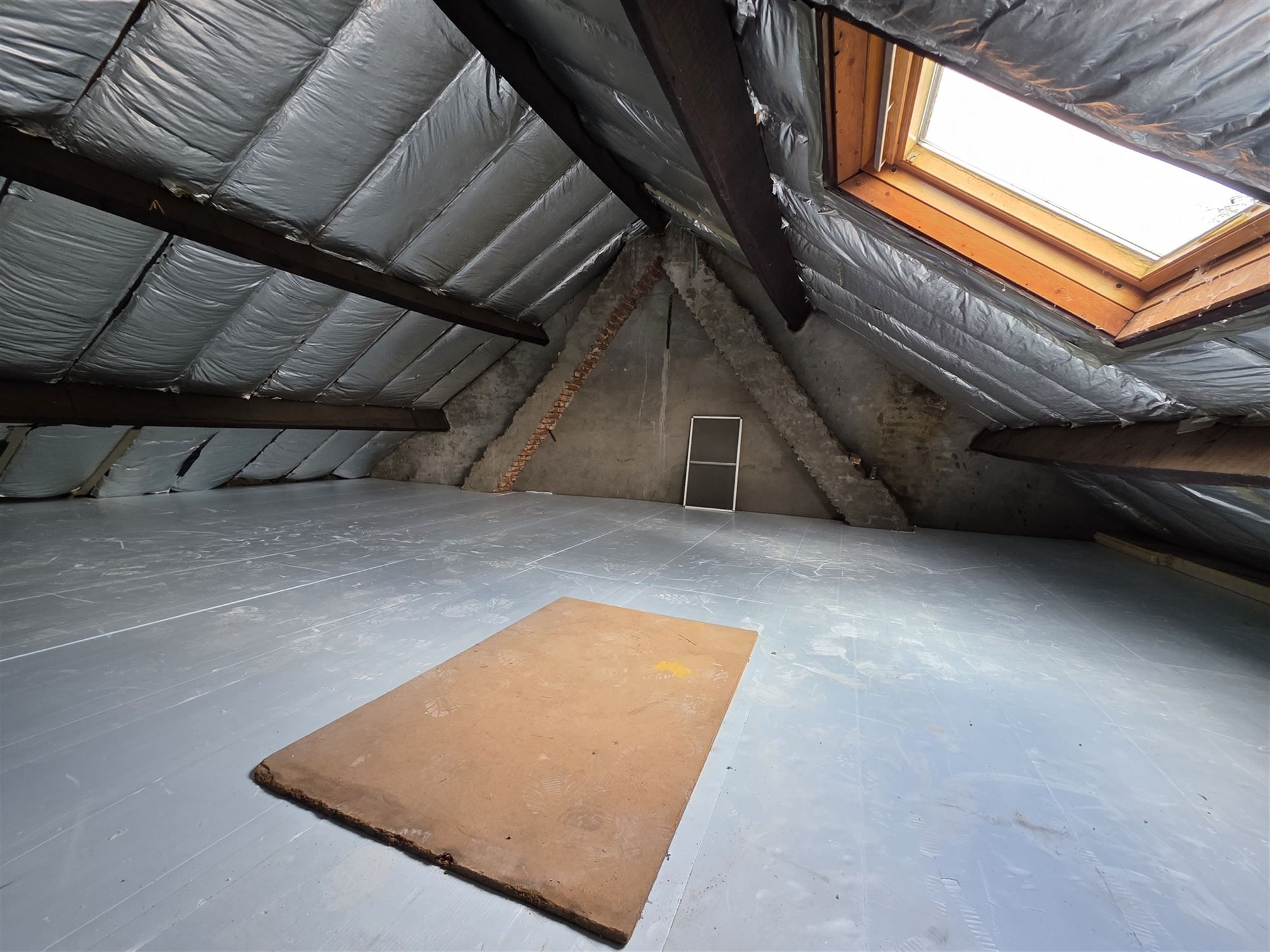 Woning met ruime tuin foto 17