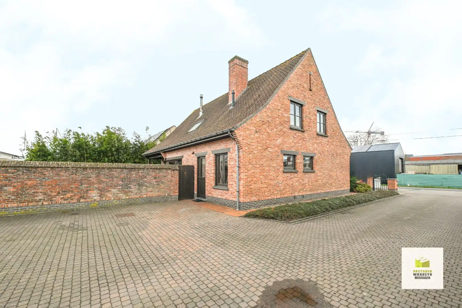 Ruime bedrijfswoning  op perceel van 2.519m2 en mogelijkheid tot bouwen loods foto 6