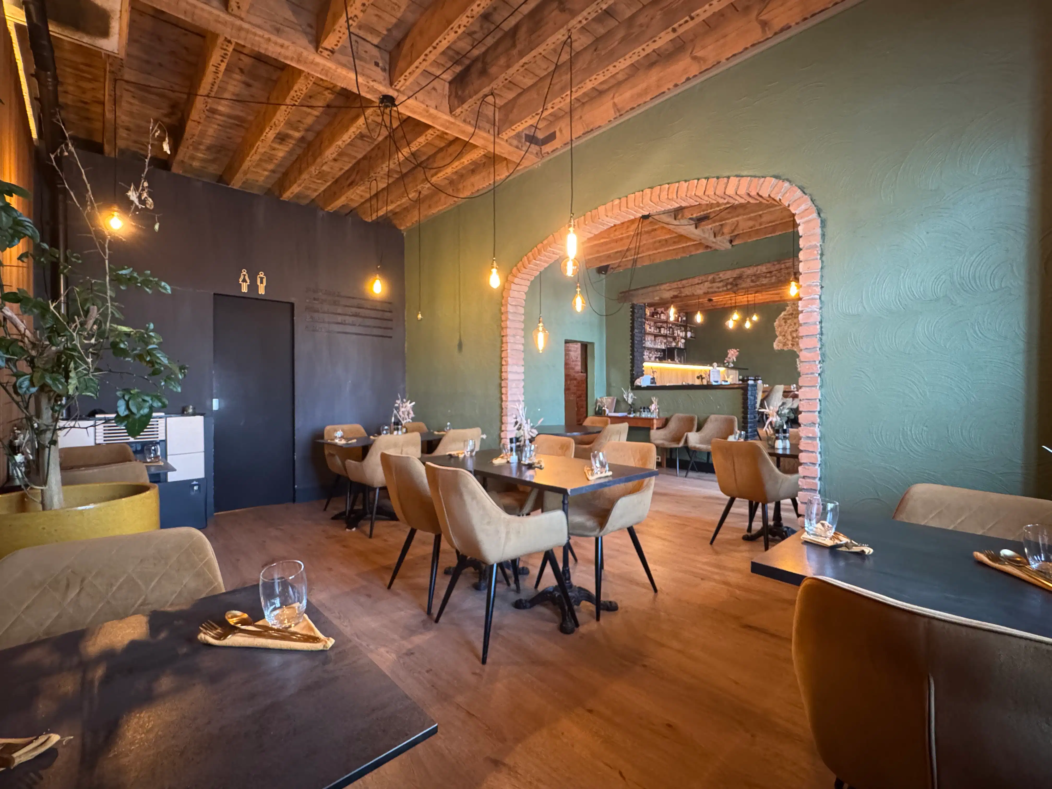 Restaurant Roccia in idyllische dorpskern foto 6