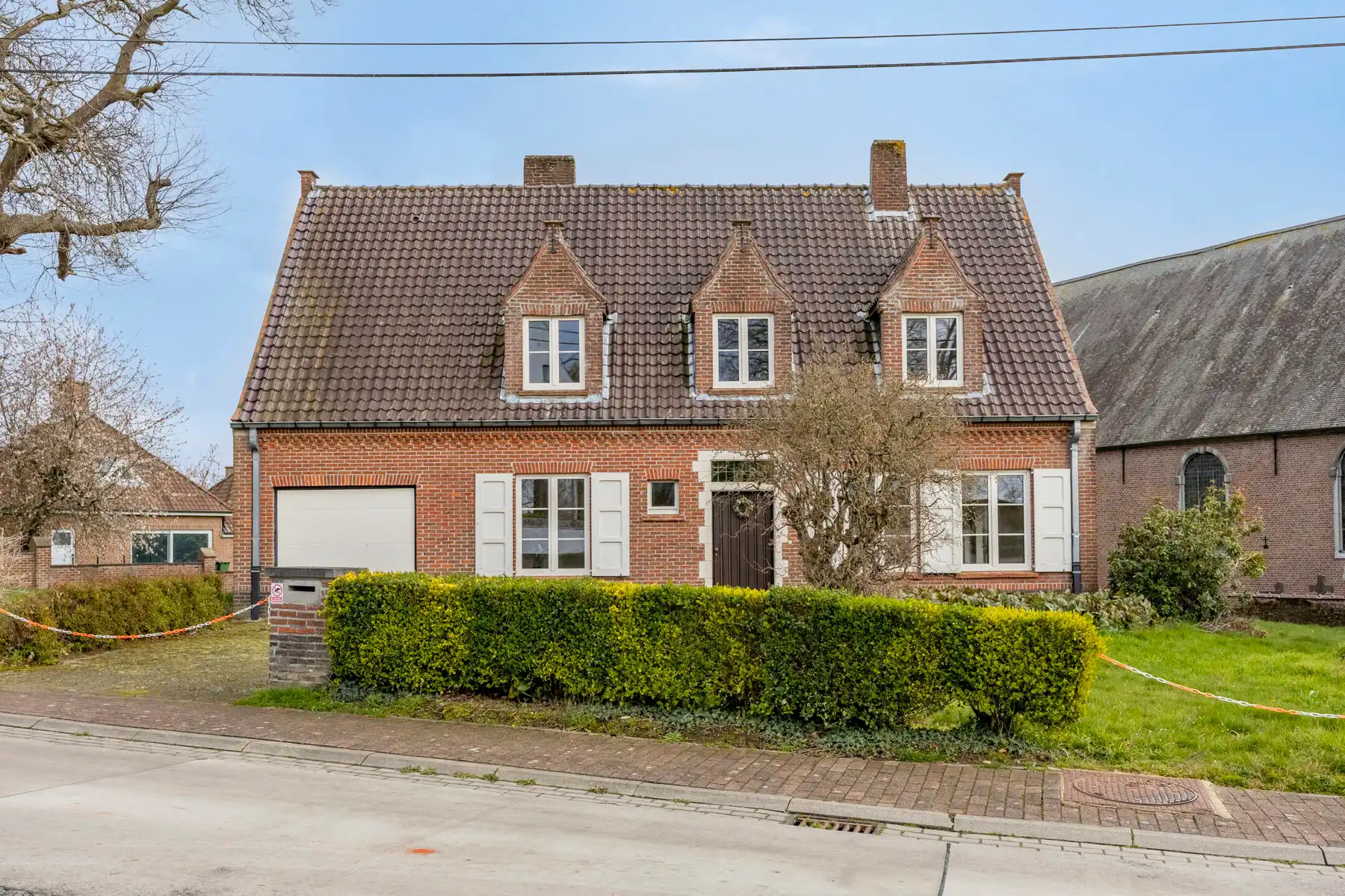 Charmante Villa op ruim perceel foto 2