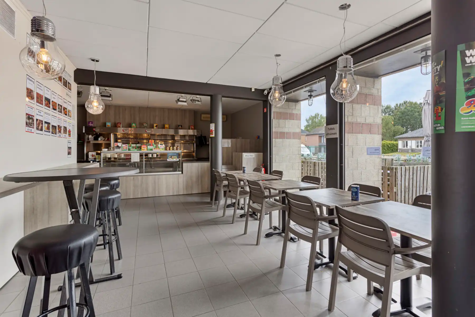 Handelspand met appartement  te koop in Heist-op-den-Berg! foto 4