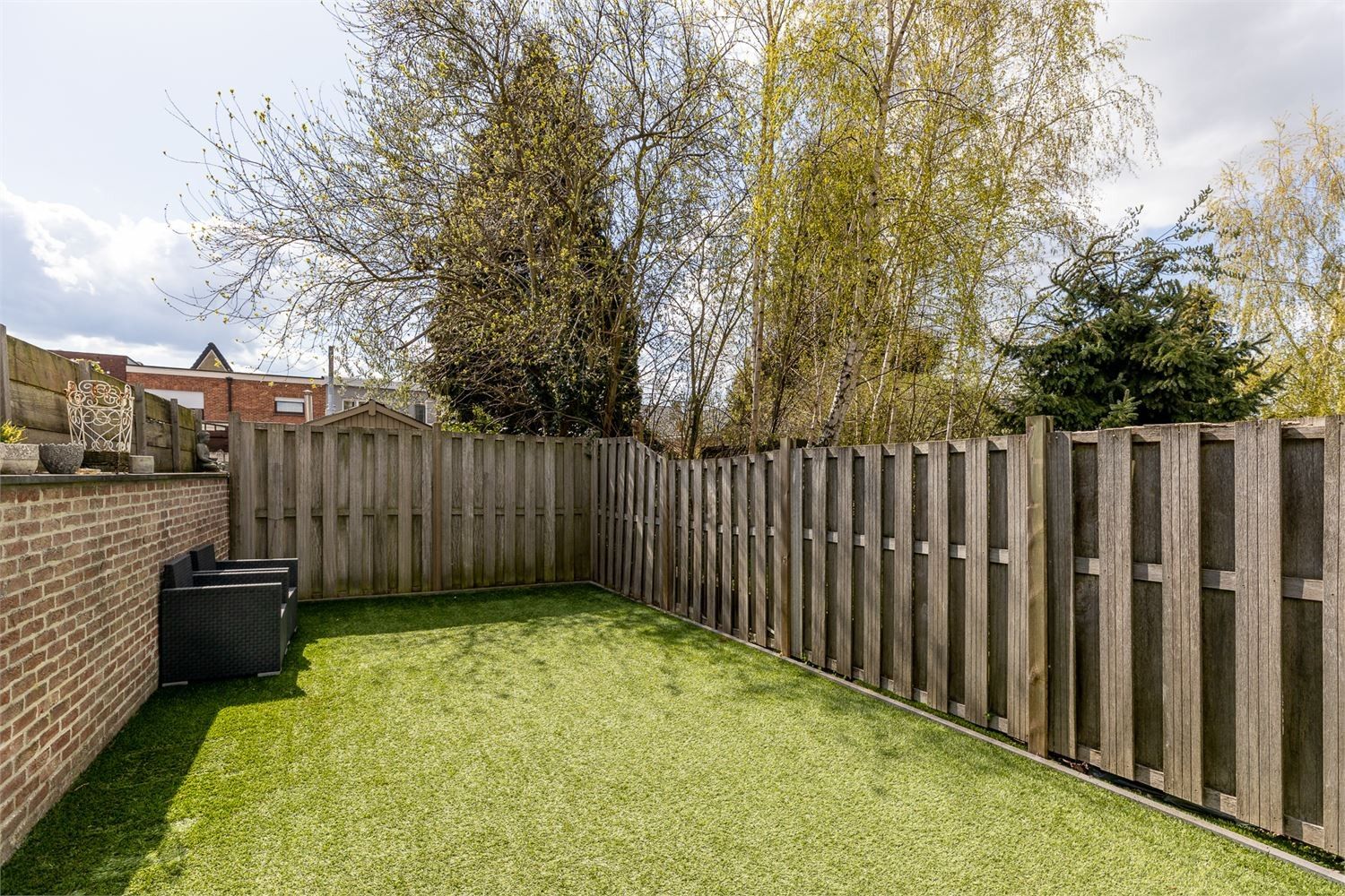 Instapklare rijwoning in centrum Heist foto 18