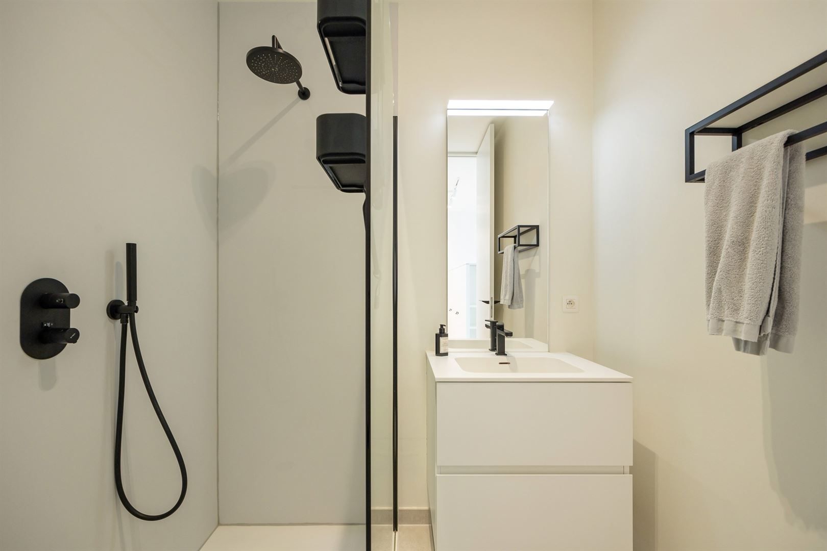 Scheldezicht app met XXL-terras foto 11