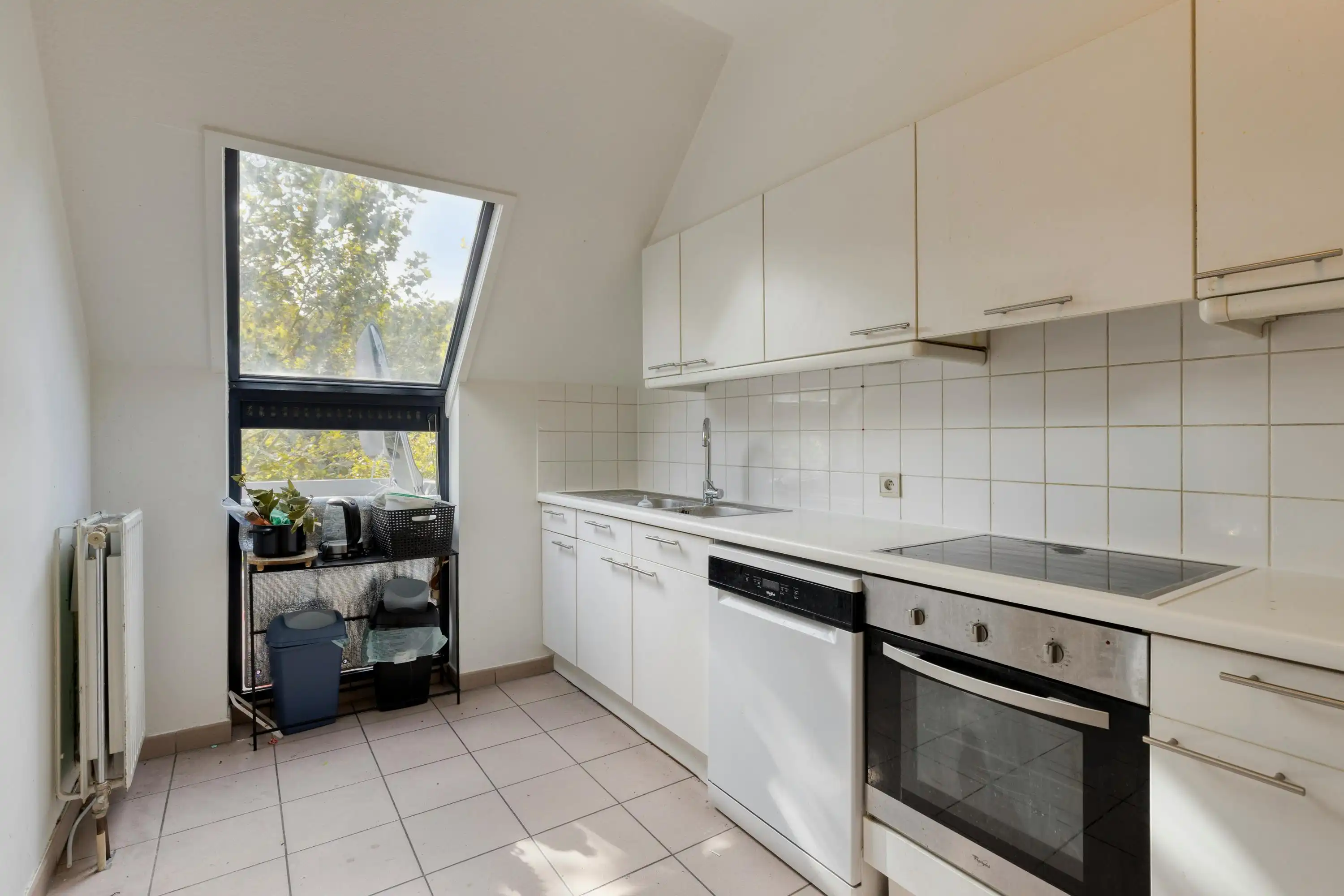 2-slaapkamerappartement met terras en parking in Laken foto 5