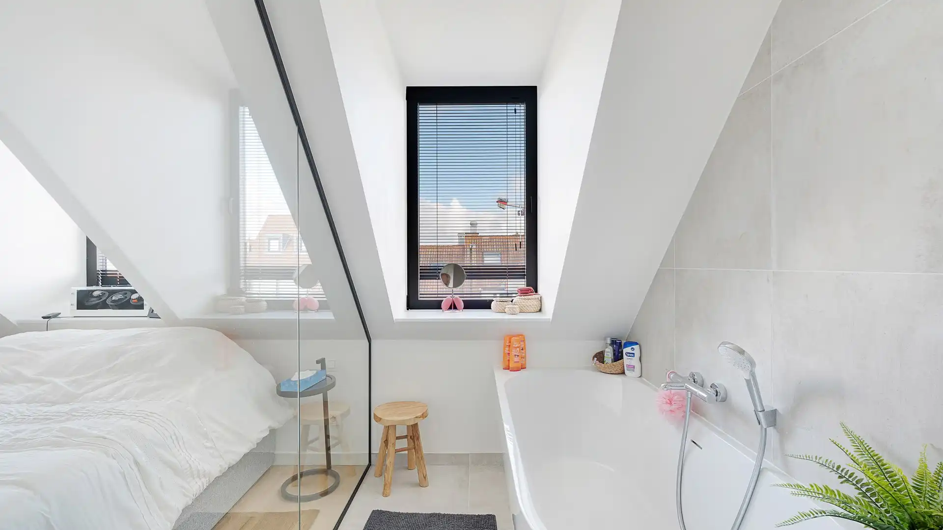 Recent (°2022) duplex dakapp. gelegen op de P. Parmentierlaan  op wandelafstand van de Zeedijk foto 25