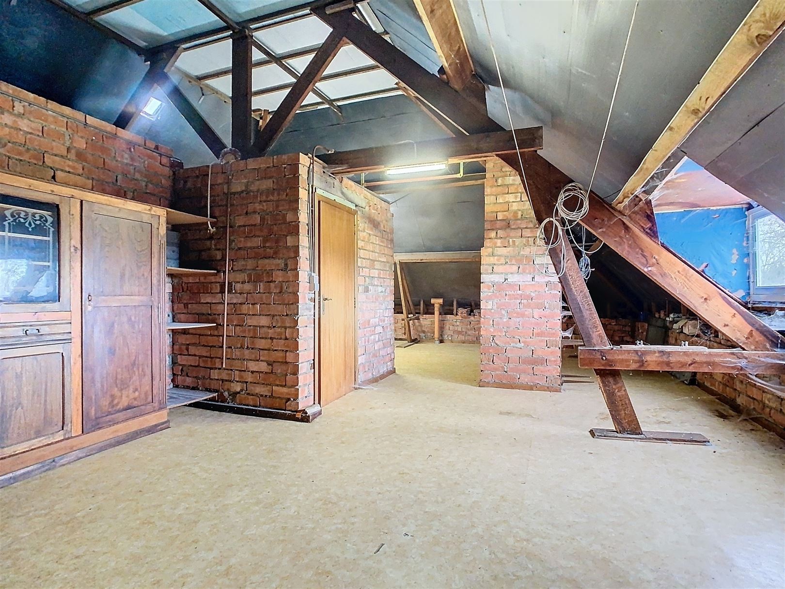 Ruime woning, 3 slpks (+ inrichtb. zolder), tuin, 8a 35ca foto 28