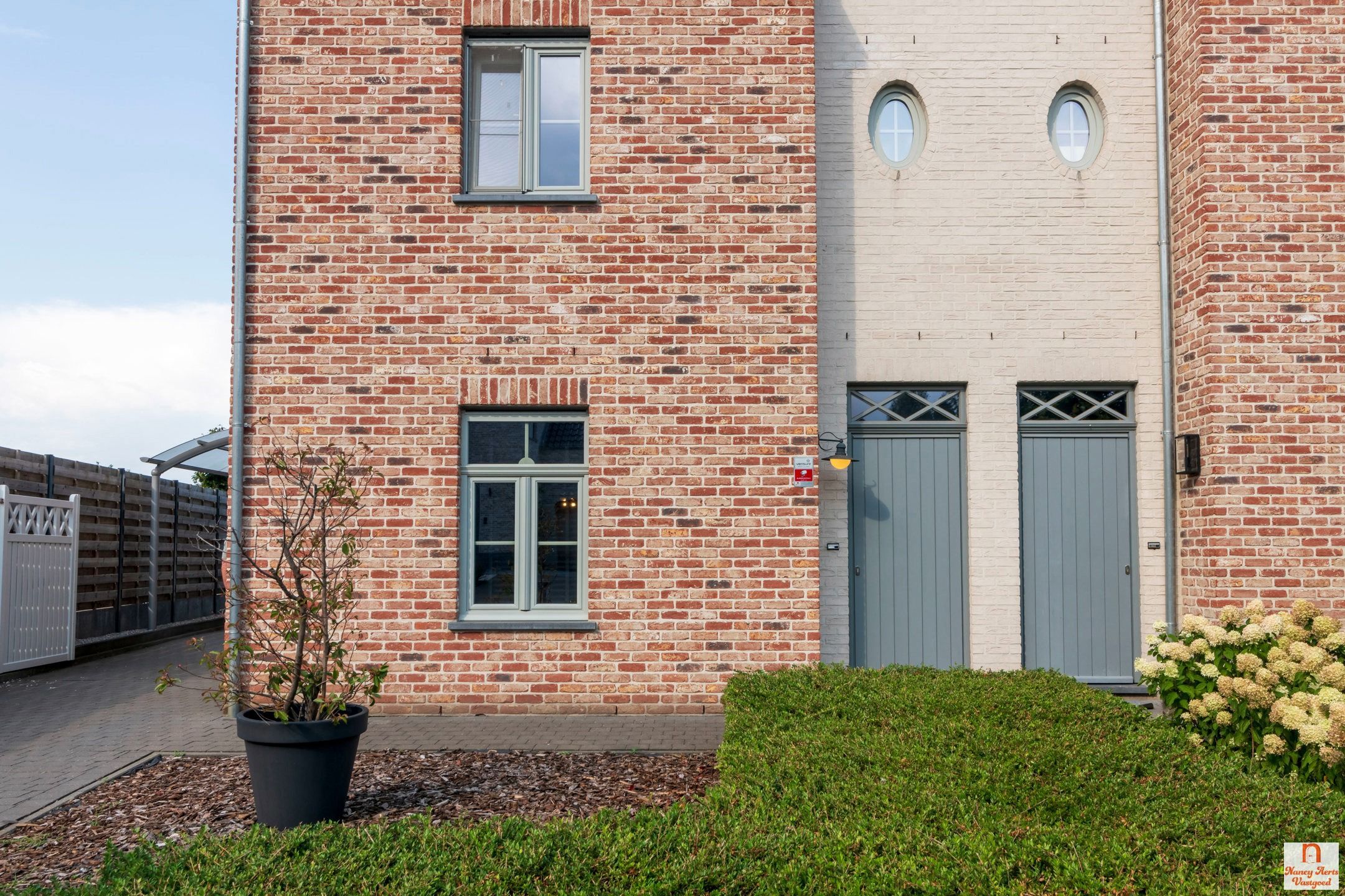 Gezinswoning met tuin en carport in rustige straat in Paal foto 3