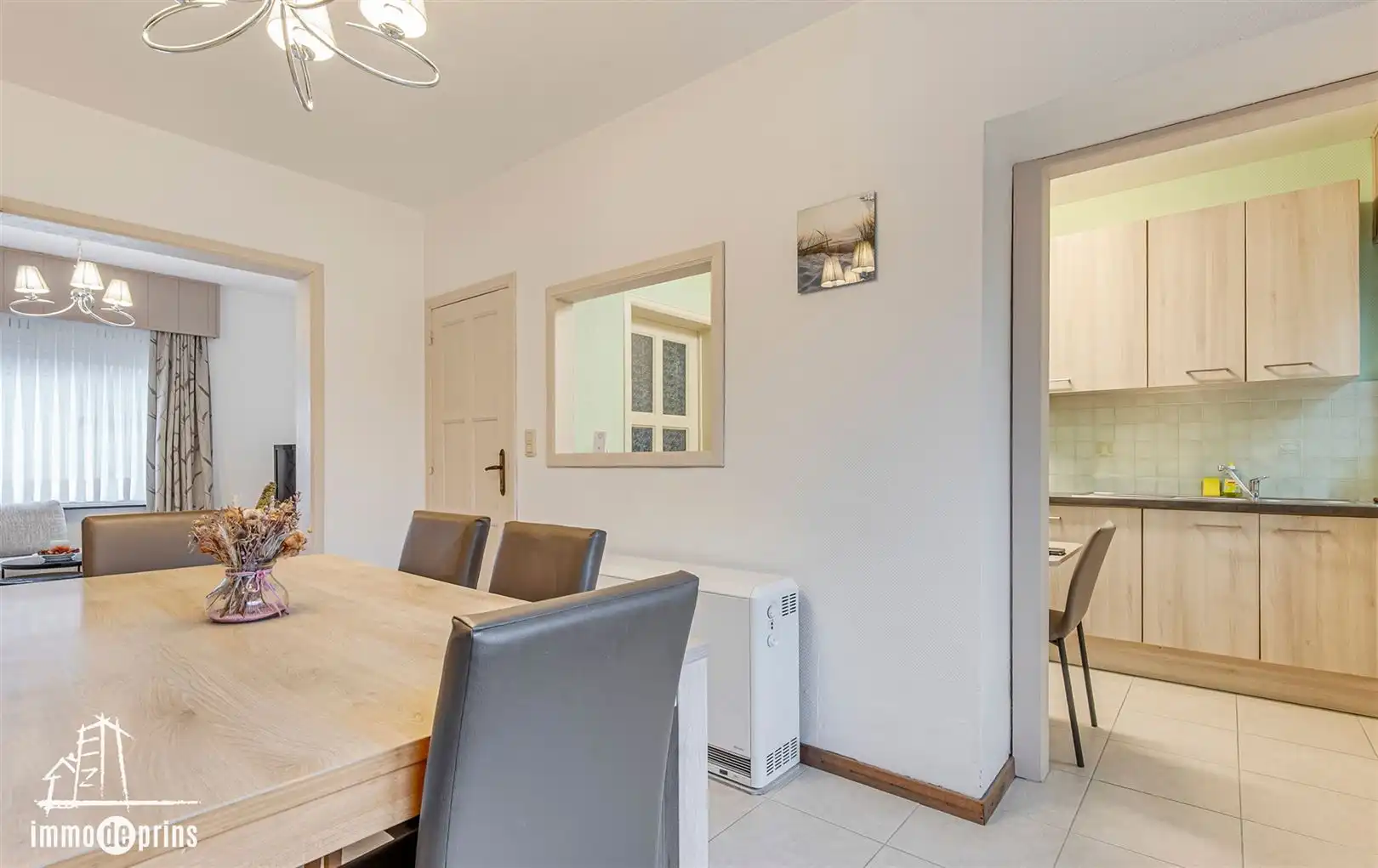 Woning met garage foto 4