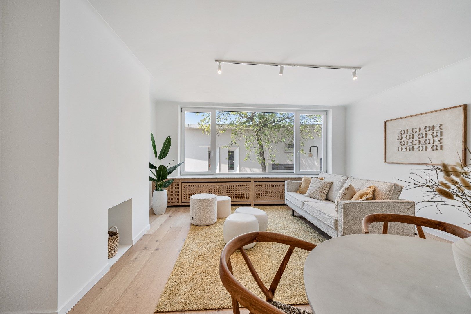 Knap gerenoveerd 2-slaapkamer-appartement in centrum van Kortrijk foto 6