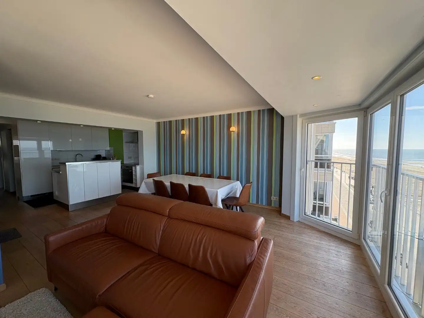  Uniek appartement te koop op de Zeedijk in Koksijde  foto 7