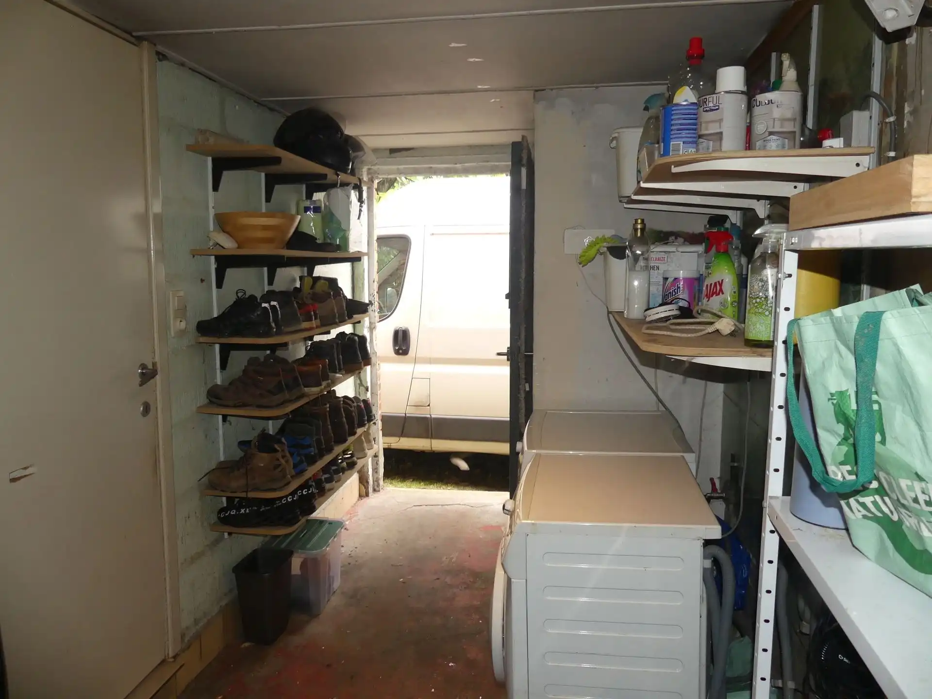 Centraal gelegen woning met vele mogelijkheden foto 13