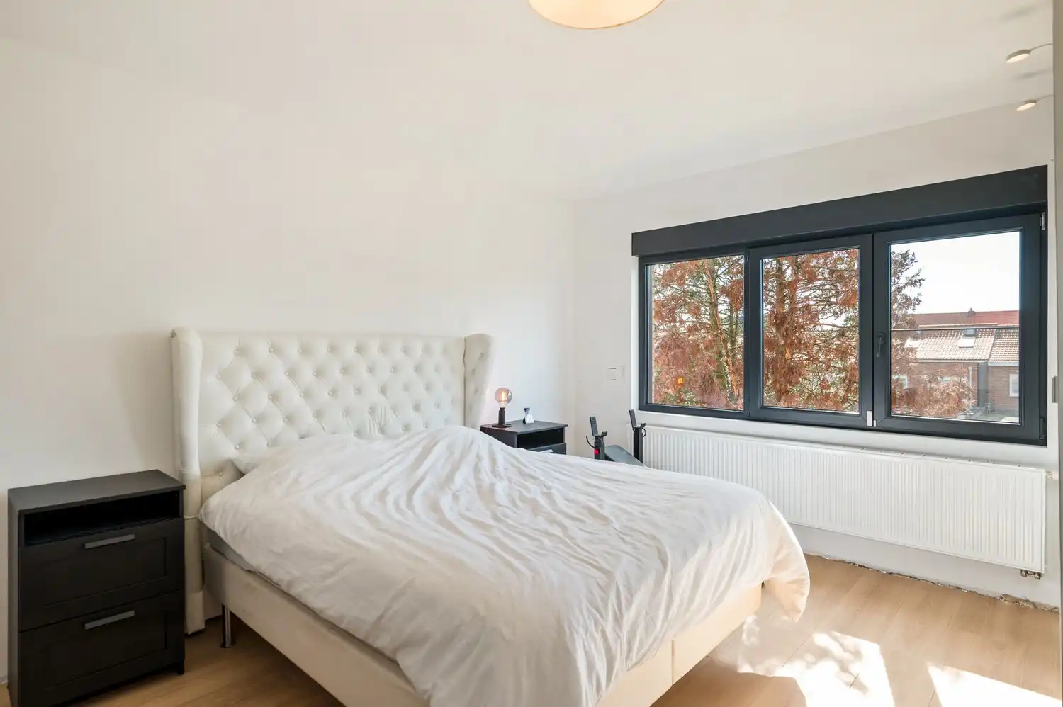 Recent gerenoveerde woning met 3 slaapkamers en zonnige tuin in Hoevenen foto 19