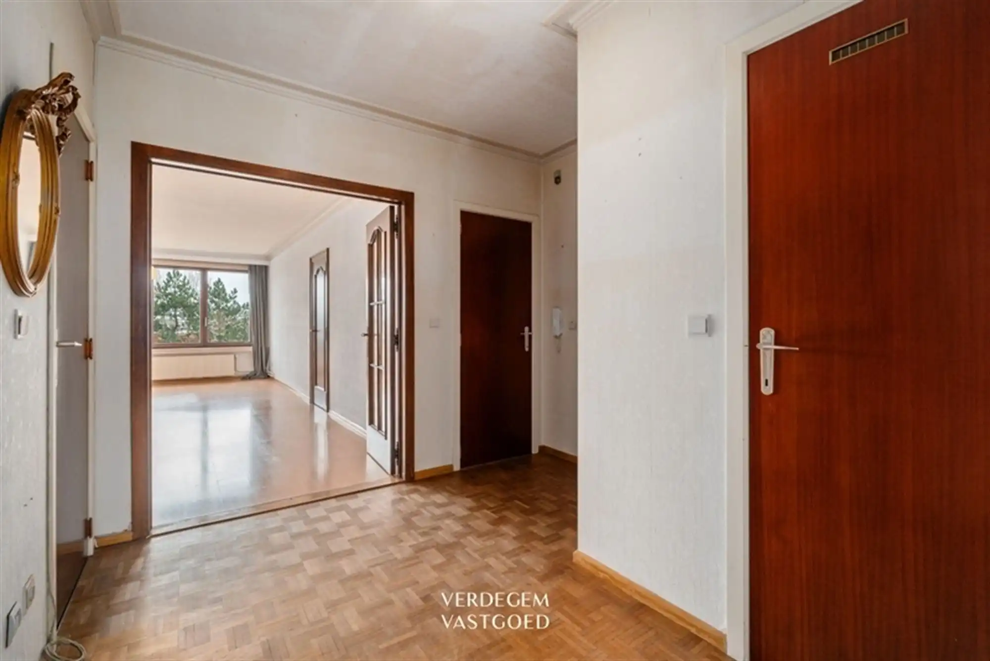 Wonen aan het water: ruim appartement met 2 slaapkamers, 2 terrassen en autostaanplaats foto 2