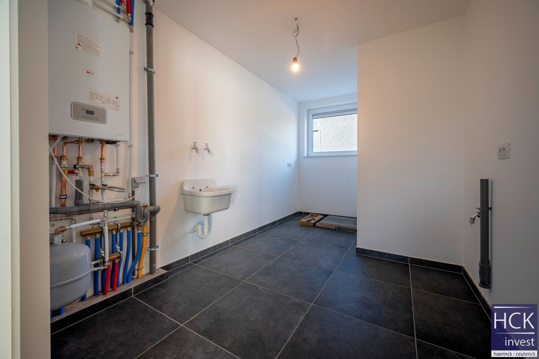 WAREGEM - Instapklare & energiezuinige woning met 4 SLPK. én uitweg foto 16