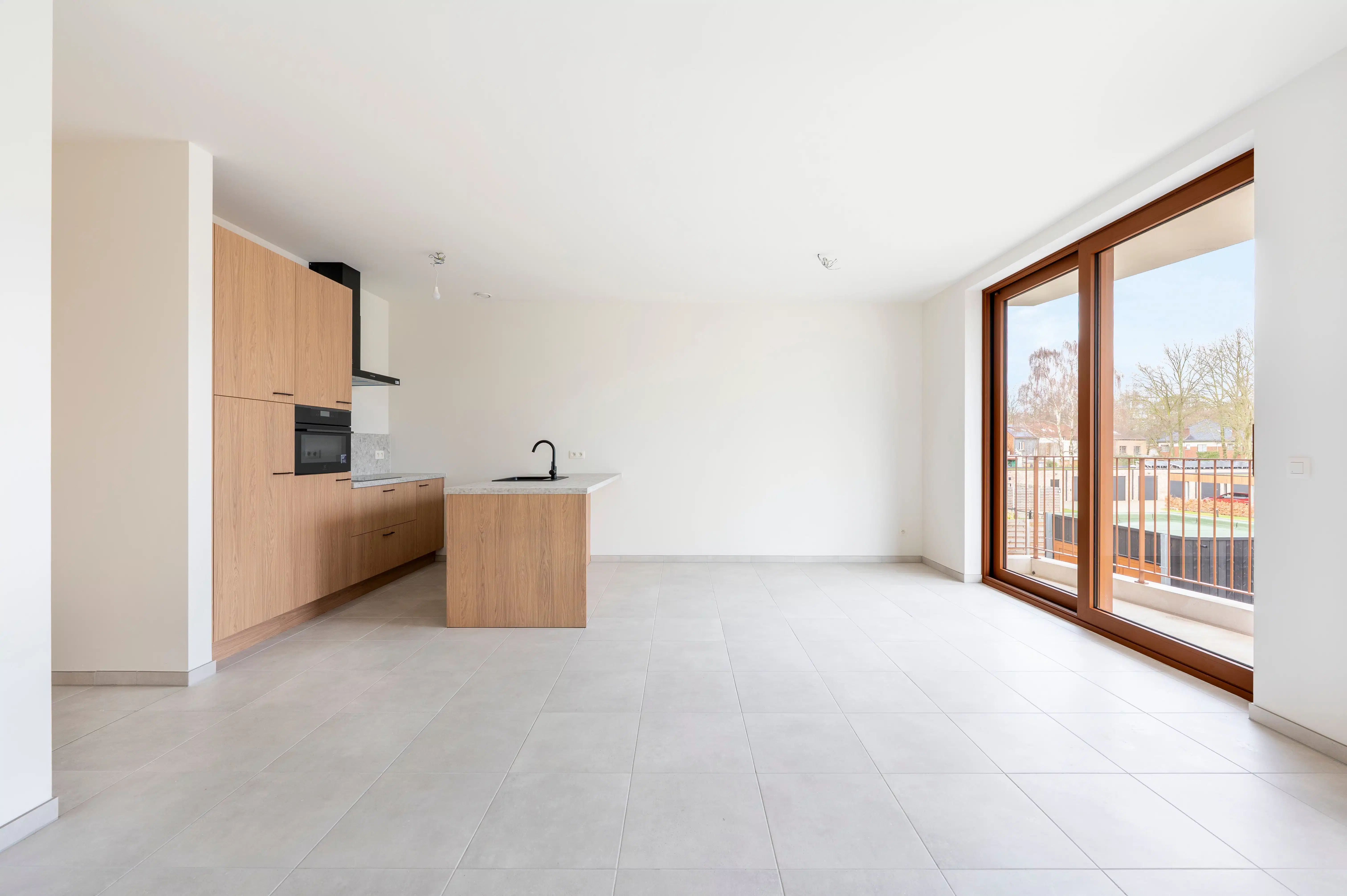 Energiezuinig nieuwbouwappartement in Mariaburg-Brasschaat te huur! foto {{pictureIndex}}