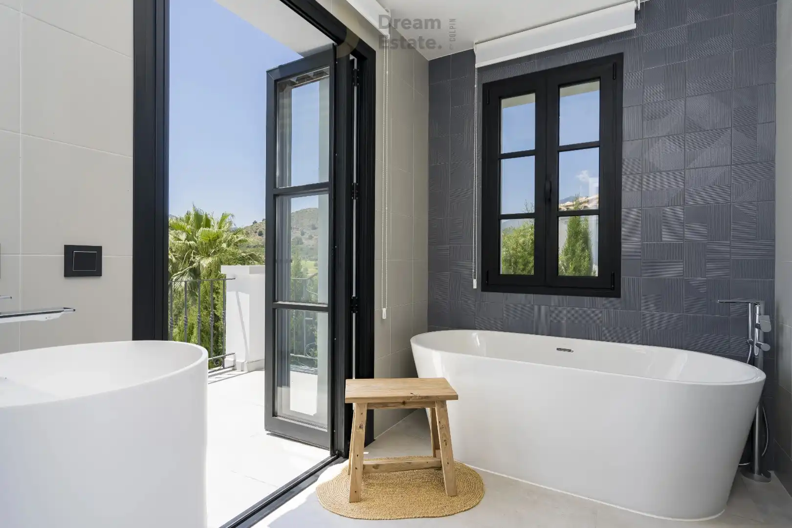 Een mooie ruime villa in de exclusieve afgesloten gemeenschap van Puerto del Capitán, Nueva Andalucia. foto 29